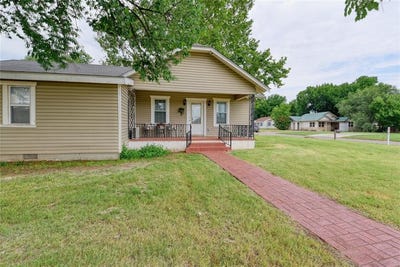 /international/us/223-n-randall-avenue-elk-city-ok-110100942919/