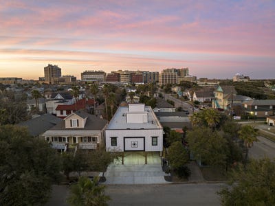 /international/us/808-sealy-street-galveston-tx-110108348575/