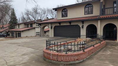 /international/us/438-12th-avenue-cir-ne-sioux-center-ia-110106141420/