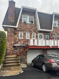 /international/us/268-beach-17th-street-far-rockaway-ny-110105875699/
