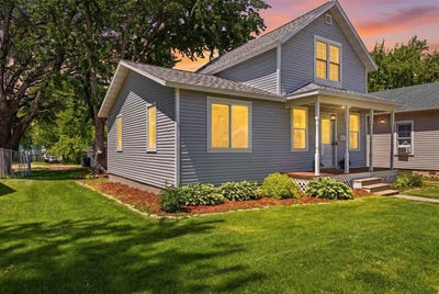 /international/us/912-s-maple-avenue-marshfield-wi-110108505151/