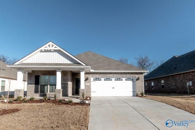 /international/us/153-rosemary-ayers-drive-madison-al-110108466577/