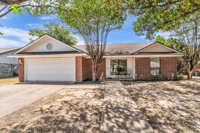 /international/us/4626-lexington-street-bellmead-tx-110119633570/