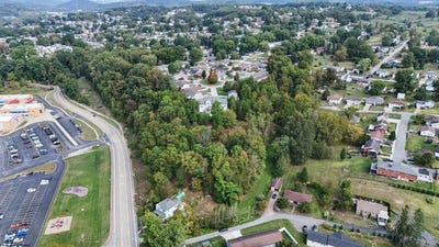 /international/us/johnson-avenue-bridgeport-wv-110102448040/