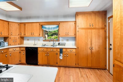/international/us/1147-mill-road-woodstock-va-110100901763/