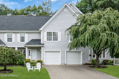 /international/us/4302-galloping-hill-lane-toms-river-nj-110119600667/