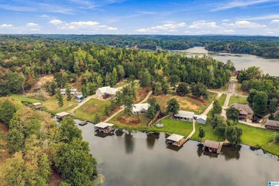 /international/us/758-county-road-730-clanton-al-110110271986/