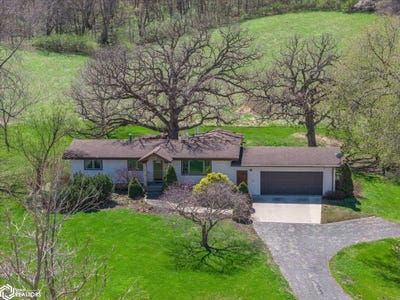 /international/us/2639-hwy-59-denison-ia-110105875972/