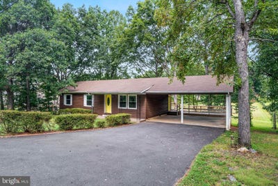 /international/us/5844-anthony-drive-woodbridge-va-110110105428/