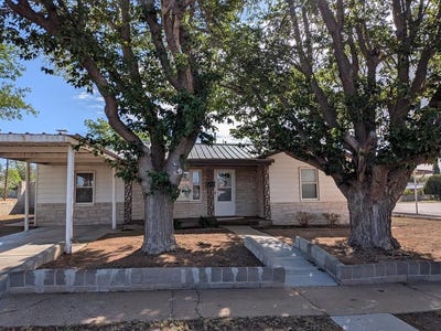 /international/us/910-ne-4th-place-andrews-tx-110107244554/