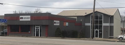 /international/us/241-e-us-highway-54-camdenton-mo-110106803035/