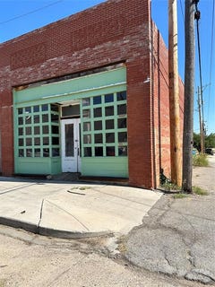/international/us/tbd-1st-street-cross-plains-tx-110086152321/