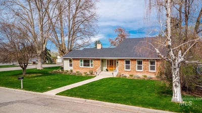 /international/us/1102-e-1st-emmett-id-110106735685/