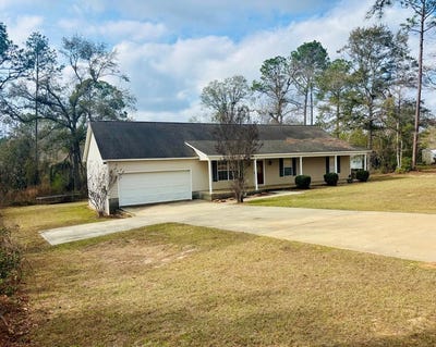 /international/us/1610-sikes-douglas-ga-110104627061/