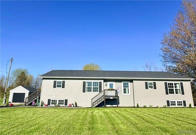 /international/us/5614-burns-road-medina-ny-110107633687/