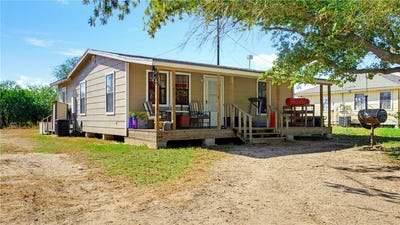 /international/us/235-n-county-road-1050-kingsville-tx-110120499348/
