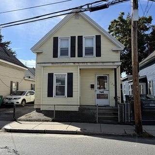 /international/us/126-w-6th-st-lowell-ma-110110322895/