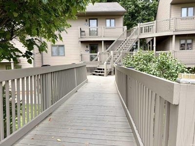 /international/us/9632-s-lake-ridge-drive-bloomington-in-110108470518/