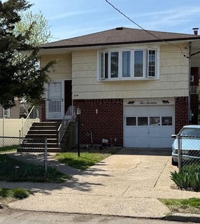 /international/us/216-hill-avenue-elmont-ny-110100779376/