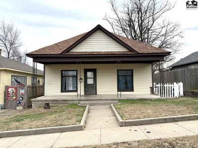 /international/us/317-w-4th-st-larned-ks-110104125749/