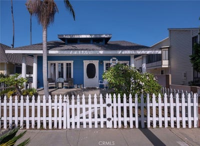 /international/us/426-n-gertruda-avenue-redondo-beach-ca-110120093176/