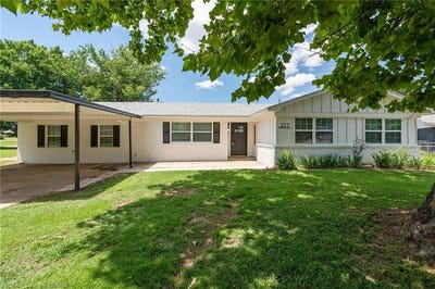/international/us/217-baylor-cir-fort-smith-ar-110109212059/