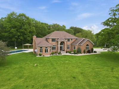 /international/us/3000-e-121st-avenue-crown-point-in-110108437482/