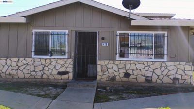 /international/us/428-caribrook-way-stockton-ca-110110303920/