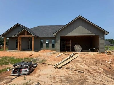 /international/us/165-salem-ridge-dr-huntington-tx-110109068789/
