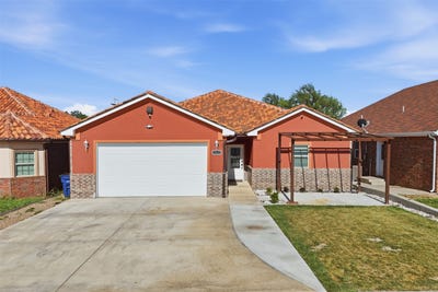 /international/us/2013-easy-street-guymon-ok-110108997970/