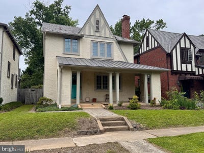 /international/us/1222-greycourt-avenue-richmond-va-110100073321/