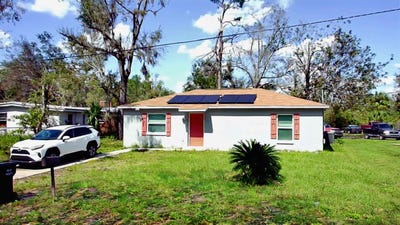 /international/us/206-alice-street-perry-fl-110108235531/