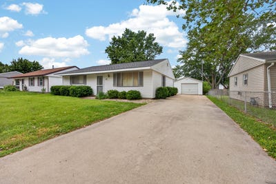 /international/us/1218-mt-vernon-drive-bloomington-il-110108363164/