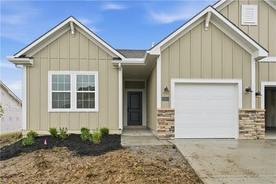 /international/us/12408-s-acacia-drive-lee-s-summit-mo-110106037659/