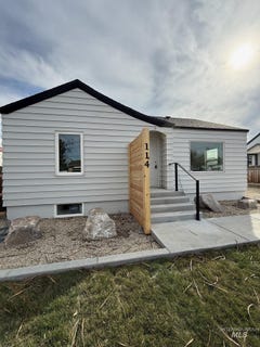/international/us/114-e-montana-homedale-id-110106764060/