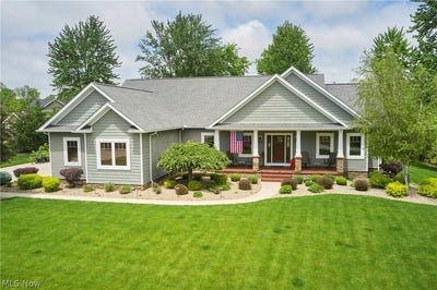 /international/us/8595-virginia-drive-westfield-center-oh-110108349437/