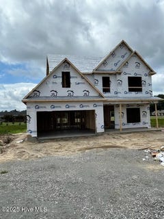 /international/us/102-hudson-village-drive-la-grange-nc-110100316892/