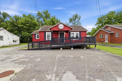 /international/us/210-302-e-mt-vernon-street-nixa-mo-110108382656/