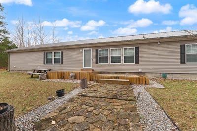 /international/us/5135-n-vanlaningham-road-milltown-in-110104825121/