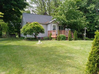 /international/us/67741-co-rd-388-south-haven-mi-110100091748/