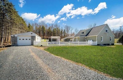 /international/us/1548-state-route-32-wallkill-ny-110106758981/