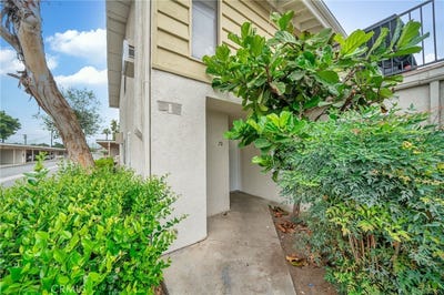/international/us/1192-mitchell-avenue-tustin-ca-110102538256/