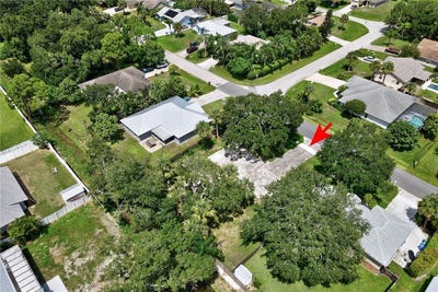 /international/us/594-bayharbor-terrace-sebastian-fl-110101394478/?lang=es