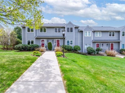 /international/us/40-waterview-drive-smithfield-ri-110107664058/