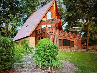 /international/us/356-stone-creek-road-hardy-ar-110098400576/