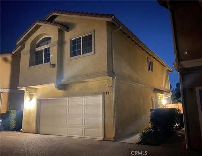 /international/us/13280-dronfield-avenue-sylmar-ca-110109552211/