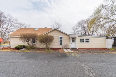 /international/us/108-john-street-kingston-ny-110098484130/