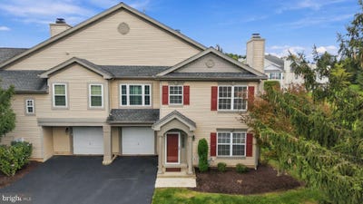 /international/us/208-monarch-court-warwick-twp-pa-110120037525/