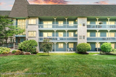 /international/us/2934-mt-hope-road-okemos-mi-110100466312/