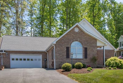 /international/us/16297-greenevers-court-abingdon-va-110107746819/